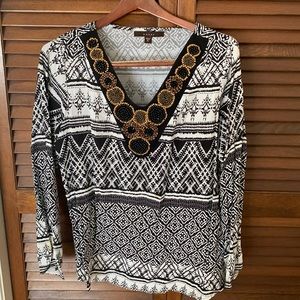 Women’s Top with an Exotic Flare